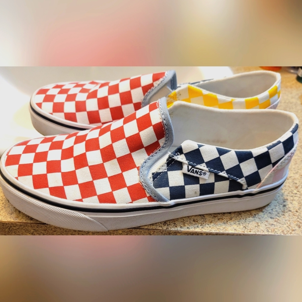 Womens Van's shoes size 7.5